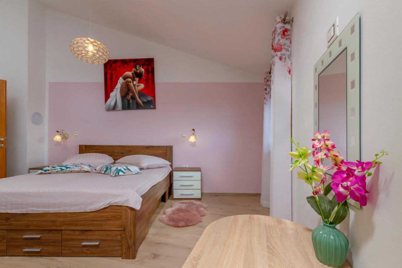 Magic Holiday Apartment Bale Exteriér fotografie